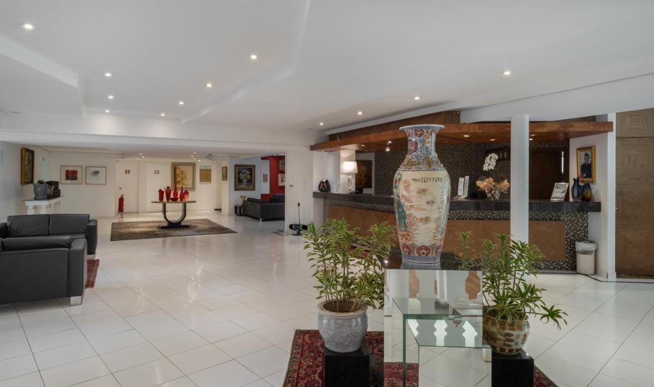 Carlton Suites ลิเมรา ภายนอก รูปภาพ